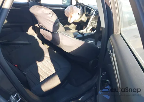 2016 Ford Fusion Se z USA, uszkodzony, nr VIN 3FA6P0H79GR243426